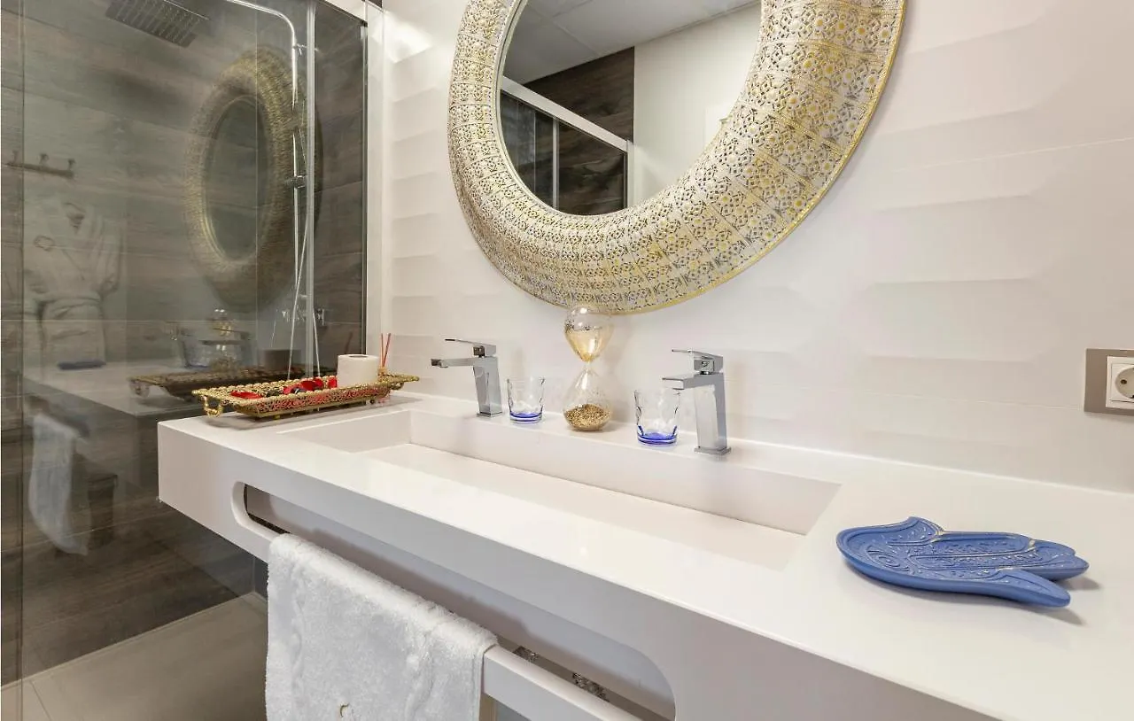 Lovely Apartment In Sevilla With Kitchen 0*, إشبيلية