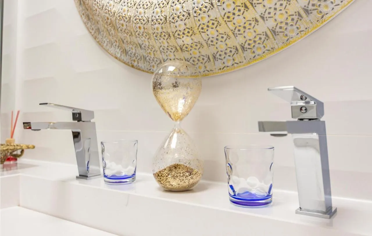 Lovely Apartment In Sevilla With Kitchen إشبيلية
