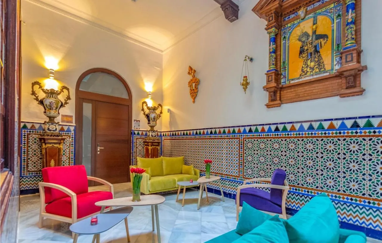 Lovely Apartment In Sevilla With Kitchen